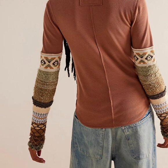 We The Free All Too Well Cuff Turtleneck Top in Raw Umber Combo XS NWT - Picture 6 of 12